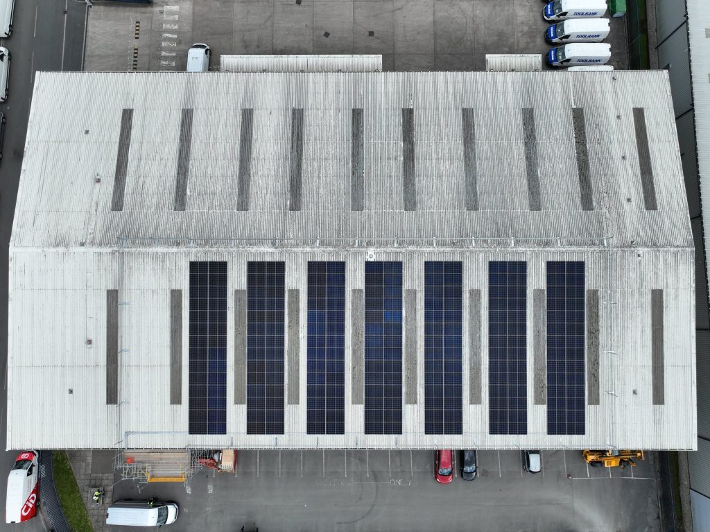 ToolBank Cleckheaton 88kw commercial DAS Solar Panles
